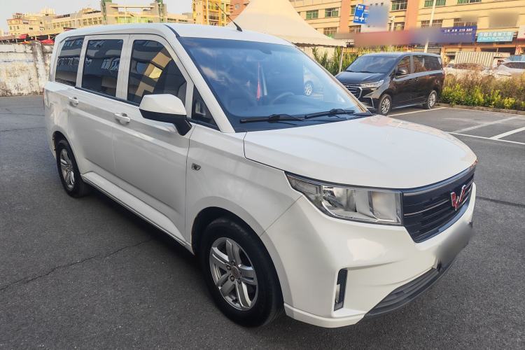 Used Wuling Hongguang PLUS 2020 1.5L Manual Comfort 7-Seater