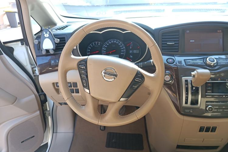 Used Nissan Quest 2015 3.5L SL
