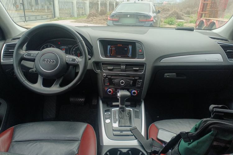 Used Audi Q5 2017 Plus 40 TFSI Technology Model