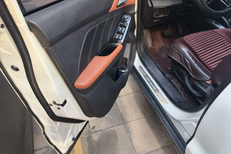 Used BAIC Senova X35 2016 1.5L Automatic Luxury Edition
