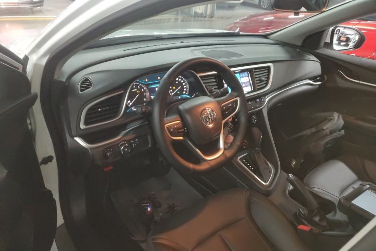 Used Buick GT 2021 Revised Version Flagship 1.5L Automatic Elite Edition Center Console