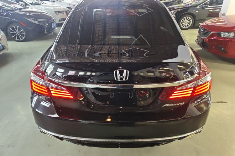 Used Honda Accord 2016 2.0L Comfort Edition
