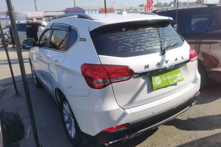 Used Haval H2 2017 Blue Label 1.5T Manual Two-Wheel Drive Luxury Model