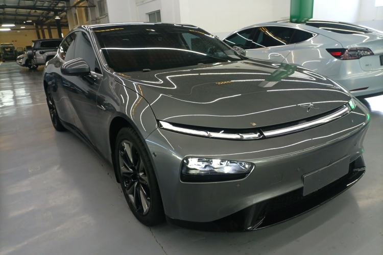 Used XPeng P7 2021 480N Front Right 45 Deg