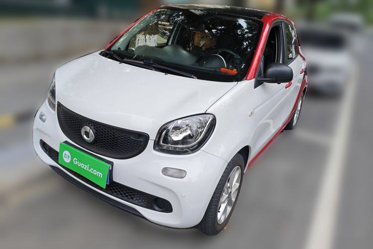Used smart forfour 2016 1.0L 52 kW Dynamic Edition