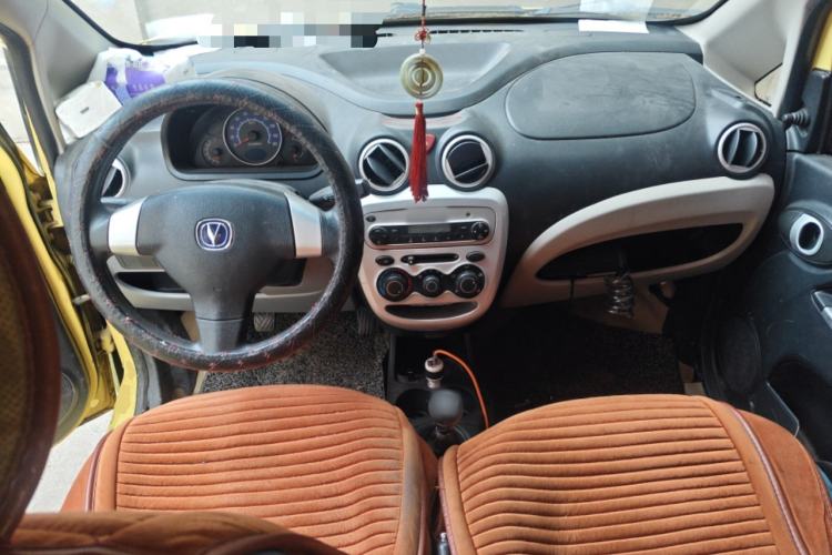 Used CHANGAN Benni mini 2012 1.0L Manual Family Edition China IV Standard Center Console