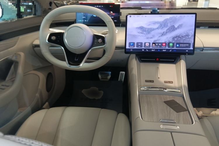 Used Hima Luxeed S7 2025 785 km Ultra Steering Wheel