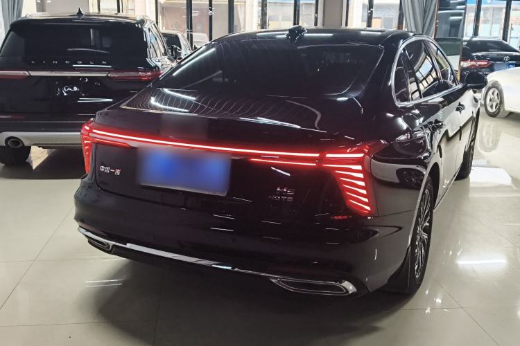 Used Hongqi H5 2025 2.0T Automatic Flag Edition – 500 000 Units Commemorative Version Rear Right 45 Deg