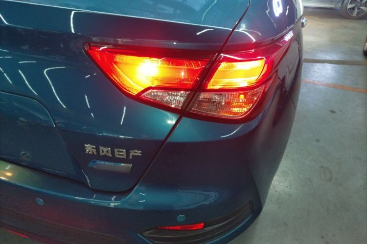 Used Nissan Lannia 2016 1.6L CVT Smart Cool Edition Right Rear Taillight