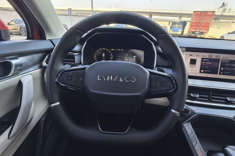 Used Lynk & Co 06 2020 1.5T Type Plus