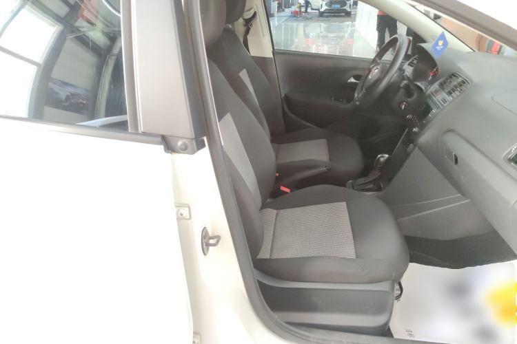 Used Volkswagen Polo 2018 1.5L Automatic Advanced Driving Model Right Front Seat