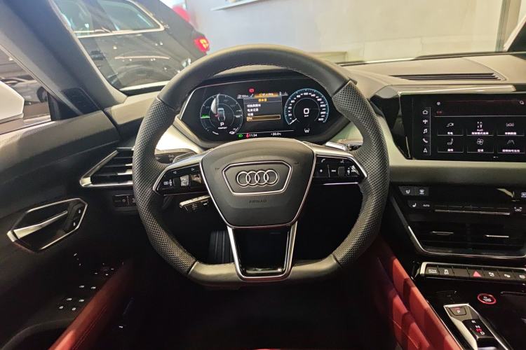 Used Audi e-tron GT 2023 Basic Model Steering Wheel
