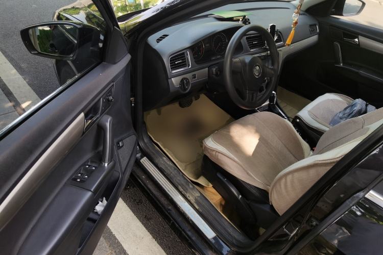 Used Volkswagen Lavida 2013 Restyled Classic 1.6L Automatic Comfort Edition
