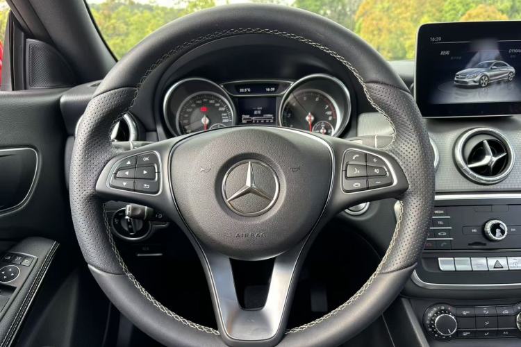 Used Mercedes-Benz CLA 2018 CLA 200 Sport Edition Interior 6