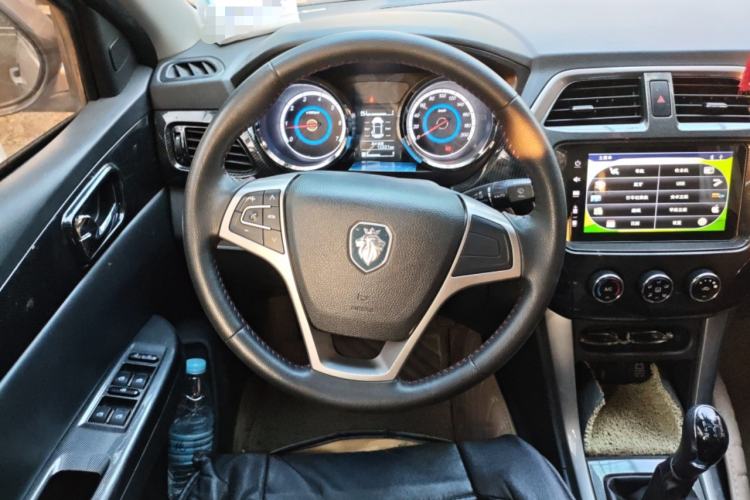 Used Foton Jiatu ix7 2016 1.5L ZhiZun Model Steering Wheel