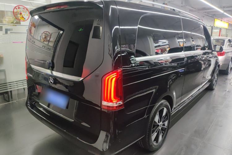 Used Mercedes-Benz V-Class 2021 V 260 L Long Wheelbase Prestige Edition Rear Right 45 Deg