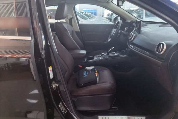 Used Wey VV5 2019 1.5T Two-Wheel Drive Color Pioneer
