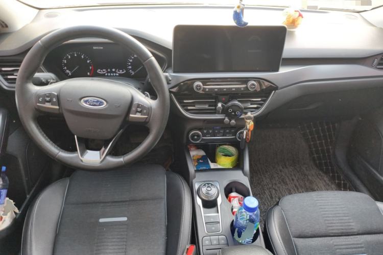 Used Ford Focus Active 2020 EcoBoost 180 Automatic Trendy Model Center Console