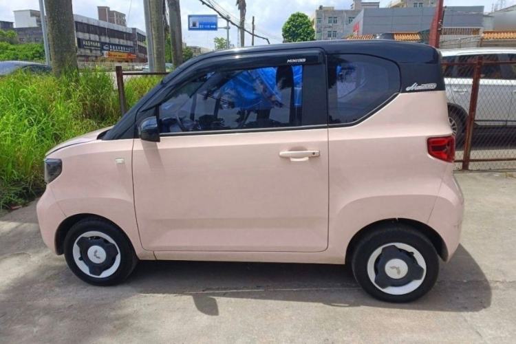 Used Wuling Hongguang MINIEV 2022 Macaron Premium Model – Lithium Ternary Battery Exterior 3