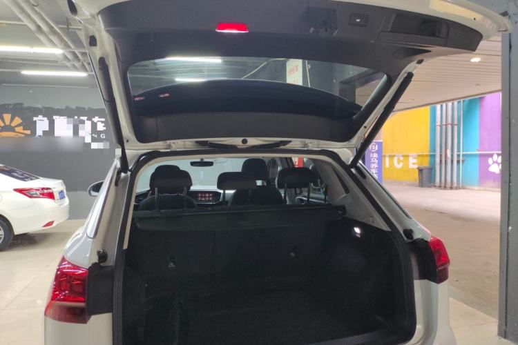 Used Volkswagen Tayron 2022 280TSI Two-Wheel Drive Luxury Smart Connectivity Version