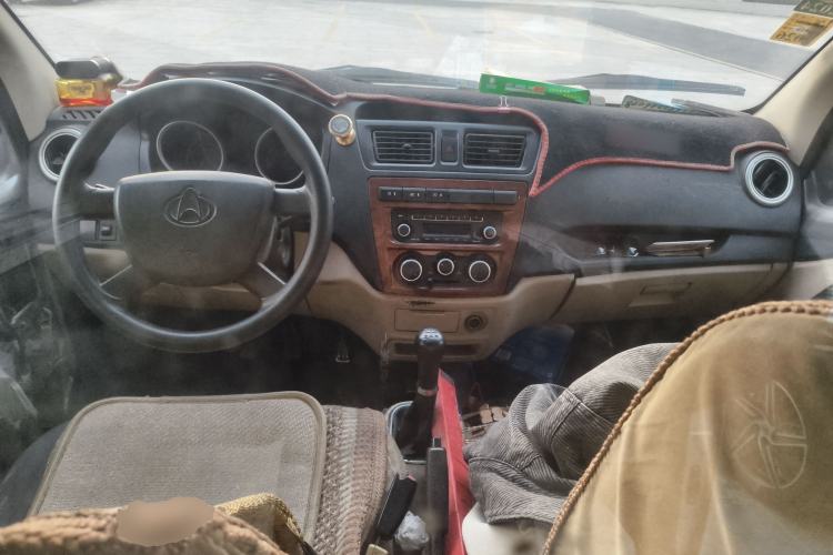 Used CHANGAN KAICHENG Ruixing M80 2018 1.5L Base Model Van Semi-Blind Window Flat Roof Rear-Hinged Doors 4G15S