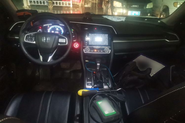 Used Honda Civic 2016 220TURBO CVT Luxury Edition
