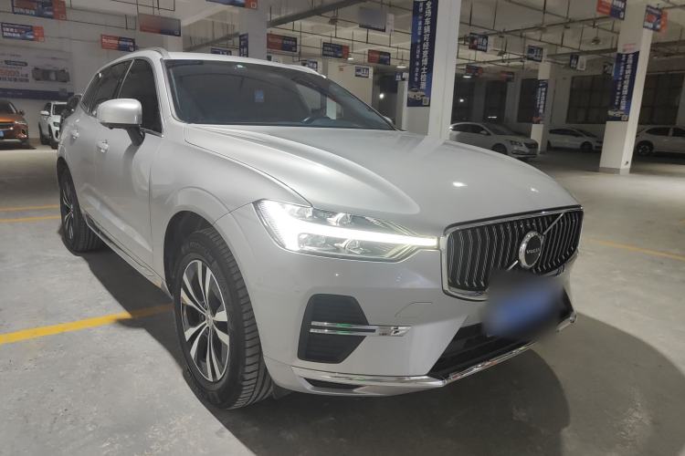 Used Volvo XC60 2023 B5 4x4 Smart Luxury Edition