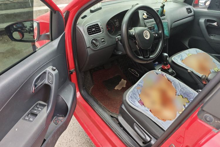 Used Volkswagen Polo 2016 1.6L Automatic Comfort Model Driver Seat