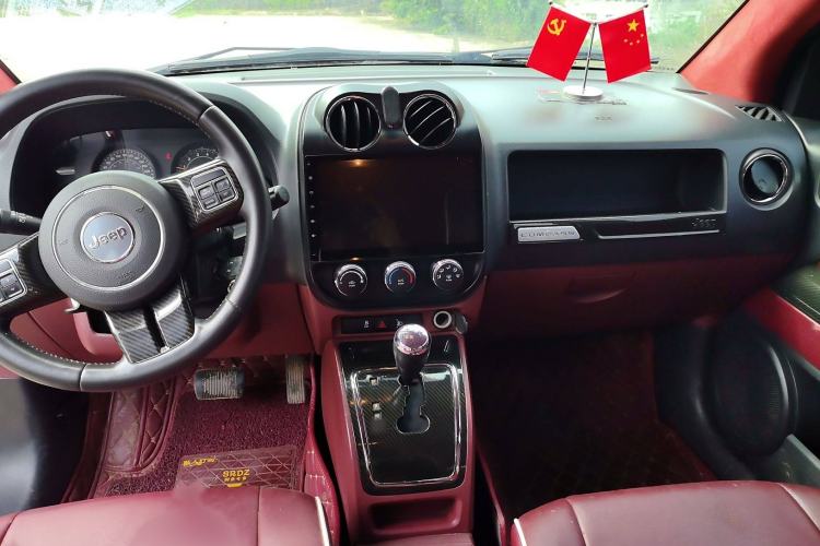 Used Jeep Compass (Import) 2015 2.0L two-wheel drive sport version