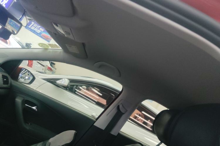 Used Volkswagen Polo 2016 1.4L Manual Fashion Model Headliner