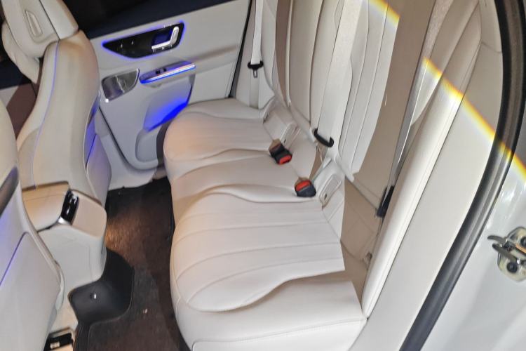 Used Mercedes-Benz EQE SUV 2023 500 4MATIC Special Edition Left Rear Seat