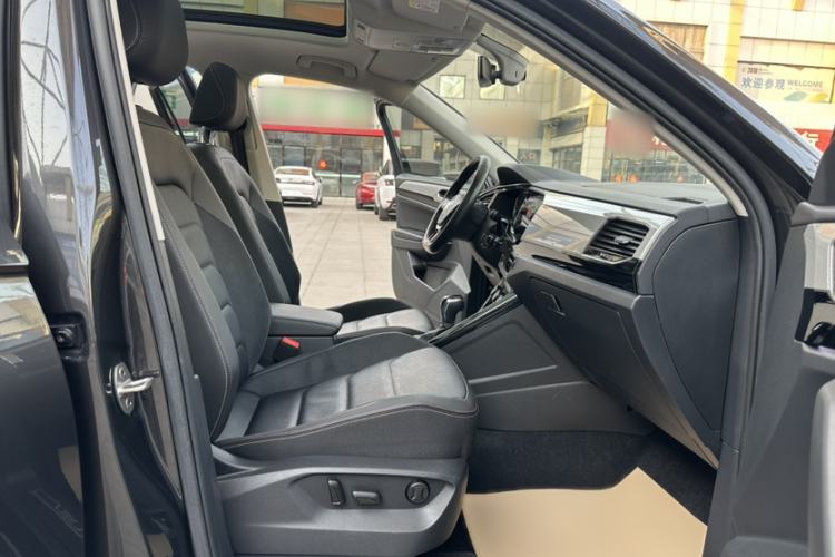 Used Volkswagen Tayron 2019 330TSI Two-Wheel-Drive Luxury Plus China VI Standard
