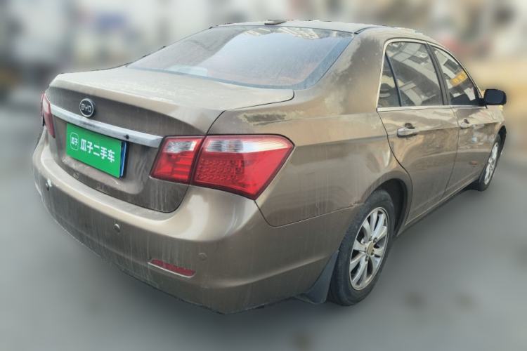 Used BYD G6 2012 1.5TID Automatic Prestige Edition
