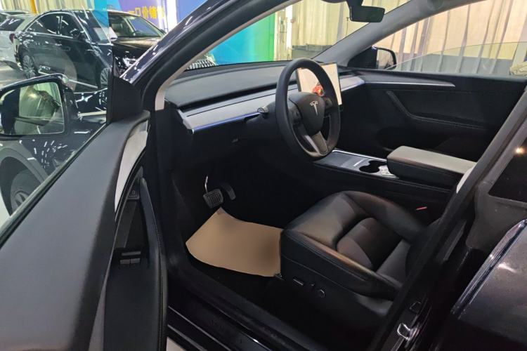 Used Tesla Model Y 2024 Rear-Wheel-Drive Version