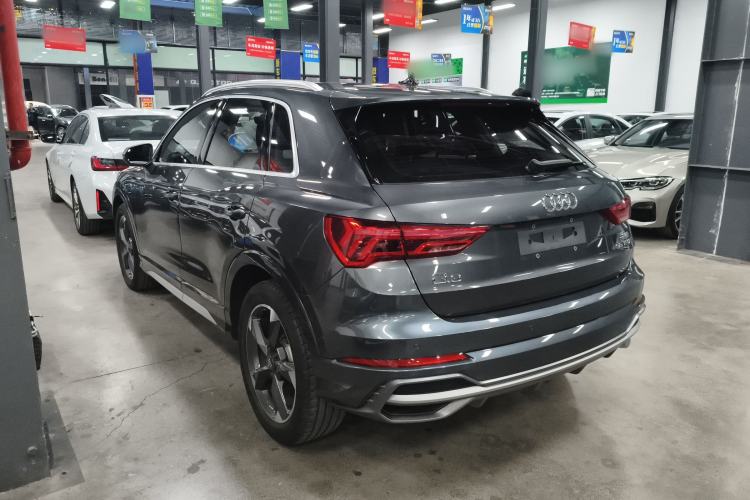 Used Audi Q3 2021 35 TFSI Fashion Dynamic Model