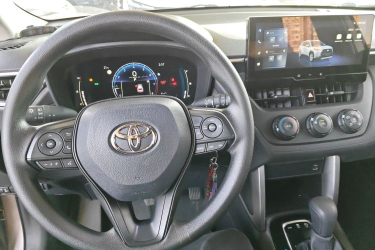 Used Toyota Corolla Cross 2023 2.0L Pioneer Edition
