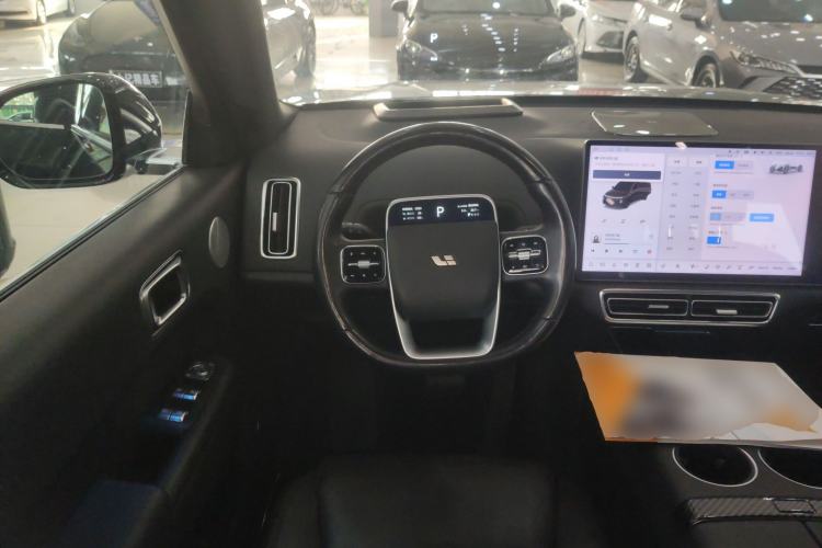Used Li Auto L8 2023 Pro Model Steering Wheel
