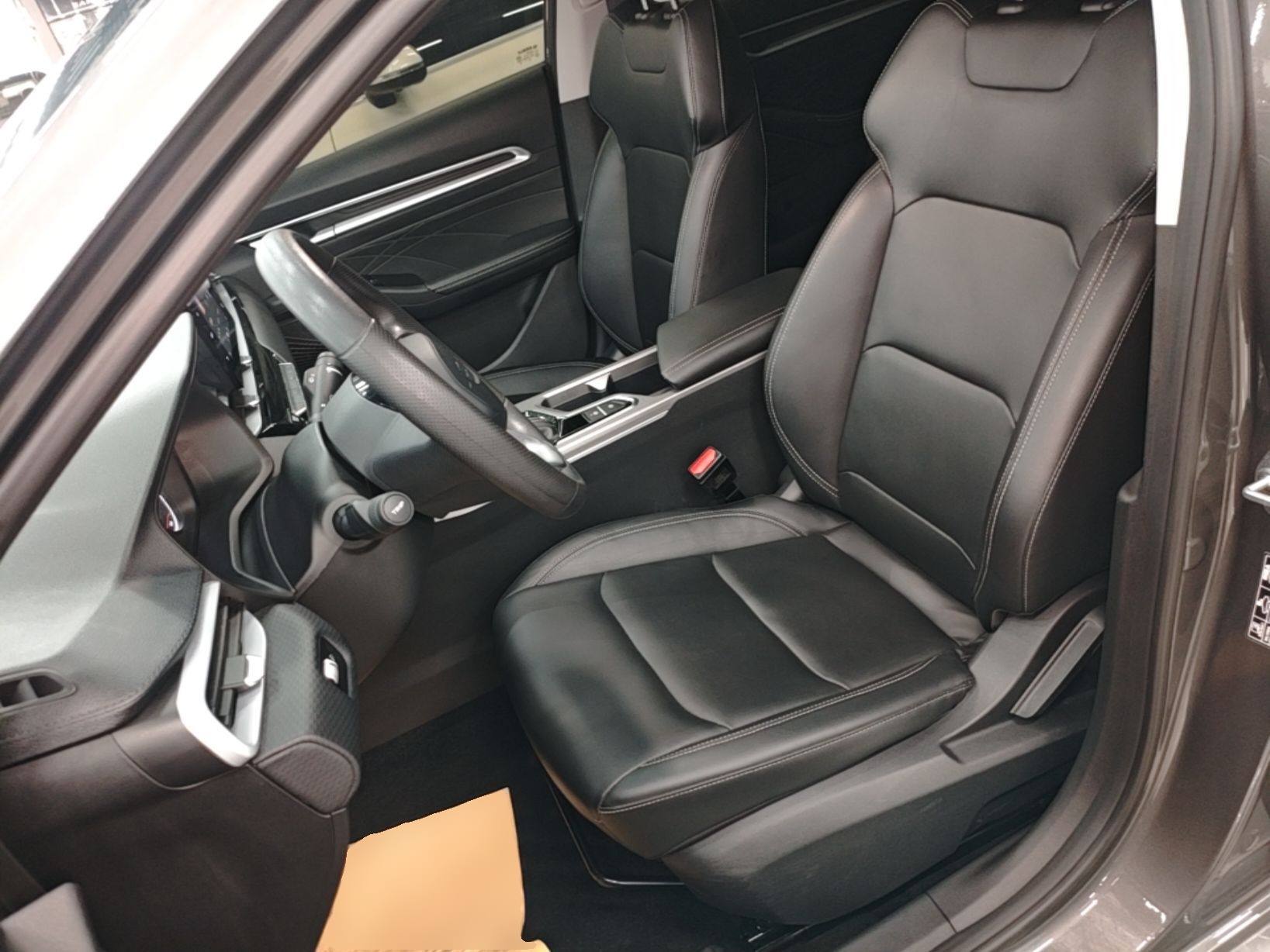 Geely Auto Emgrand 2025 4th Generation 1.5L CVT Starry Edition — снимка 17