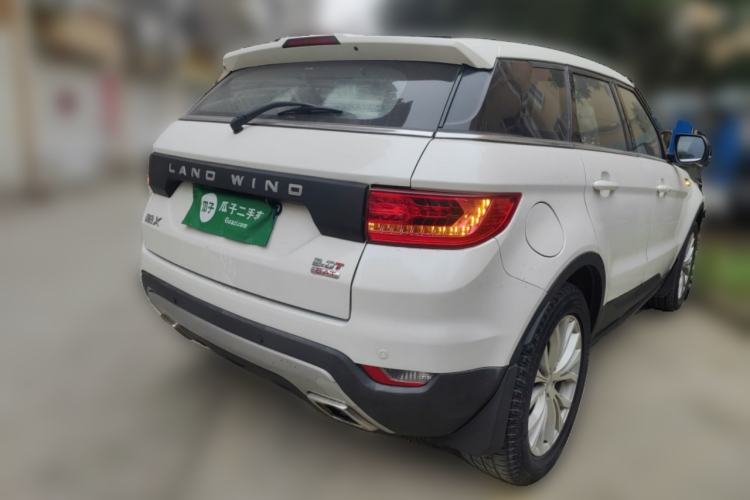 Used Land X7 2016 2.0T Panoramic Prestige Edition
