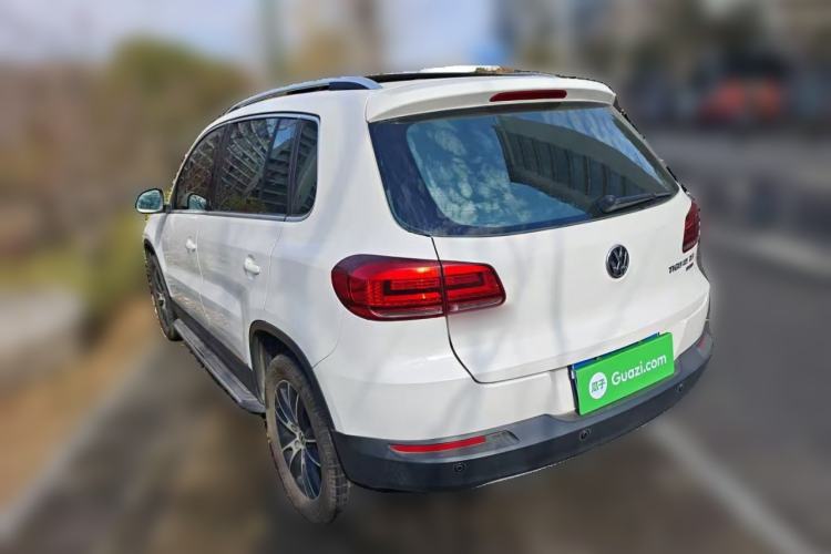 Used Volkswagen Tiguan L 2015 1.8TSI Automatic All-Wheel Drive Style Vision Edition
