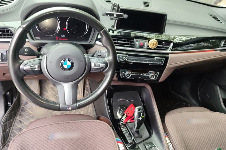 Used BMW X2 2020 sDrive25i Leading Model M Sport Package Center Console