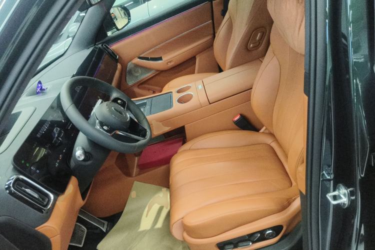 Used Hima AITO M8 2025 Extended-Range Max+ Version 53.4 kWh 5-Seater Edition Left Front Seat