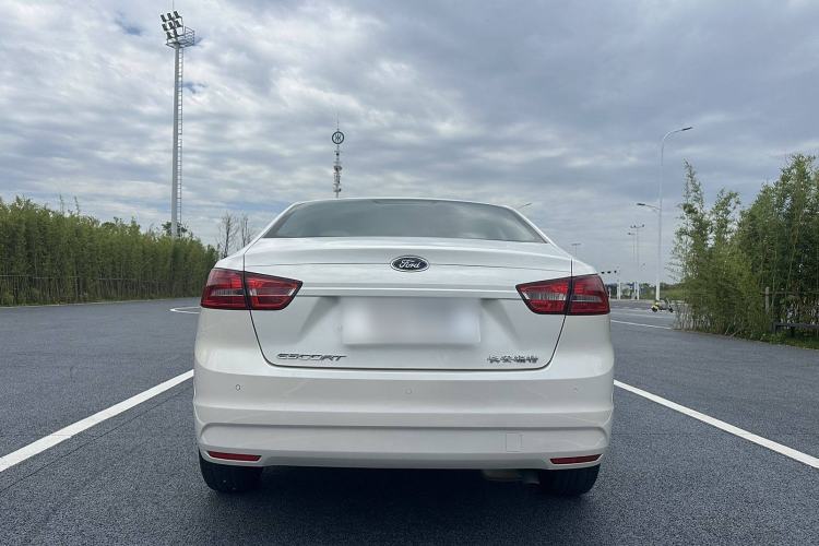 Used Ford Escort 2015 1.5L Automatic Comfort Edition