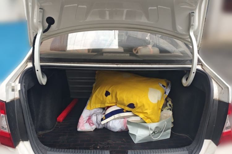 Used Skoda Rapid 2015 1.6L Manual Smart Selection Model