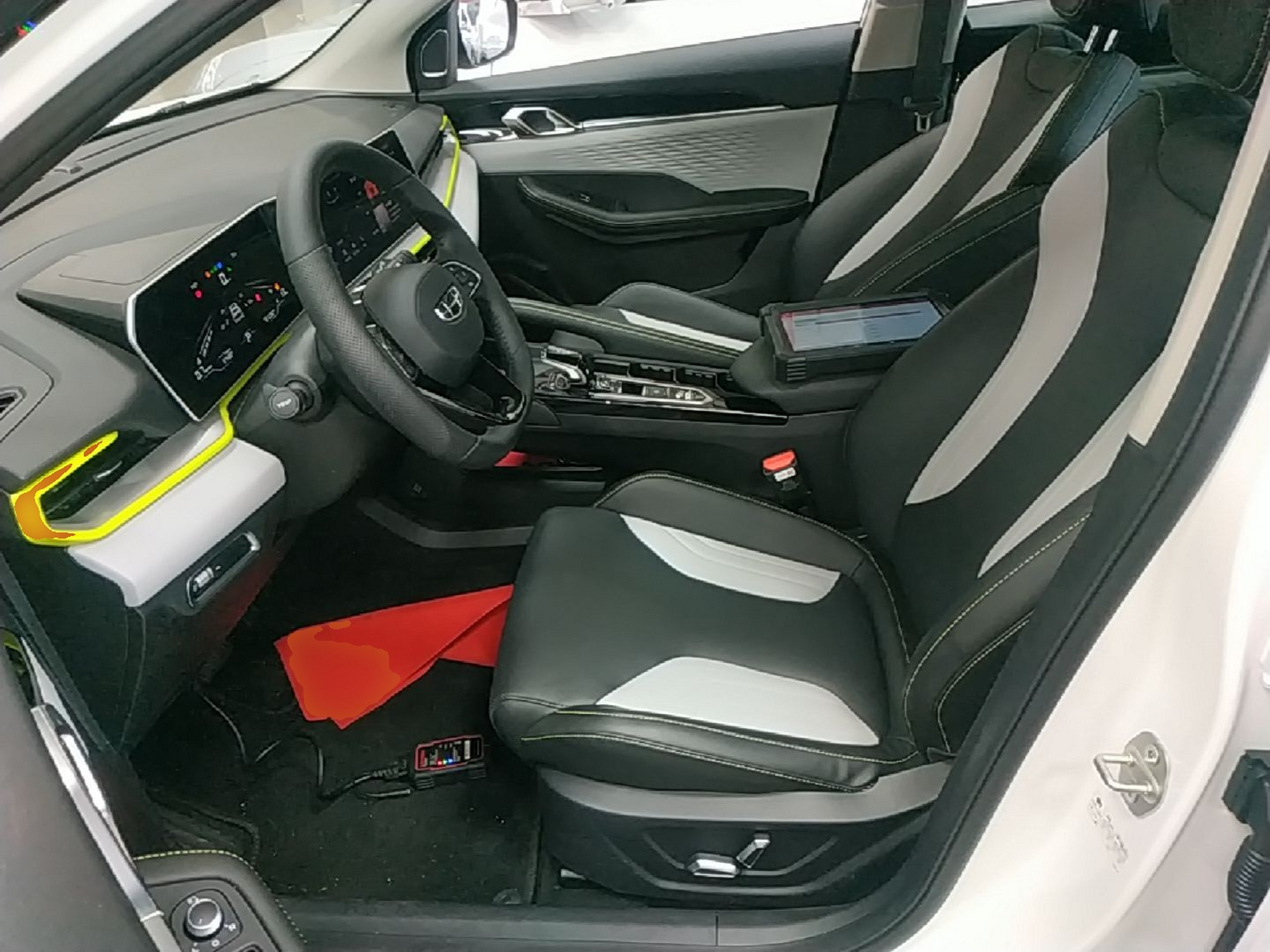 Interior delantero