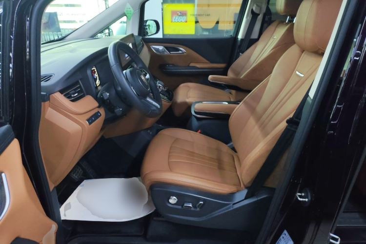 Used Hongqi HQ9 PHEV 2024 2.0T Four-Wheel Drive Business Edition Left Front Seat