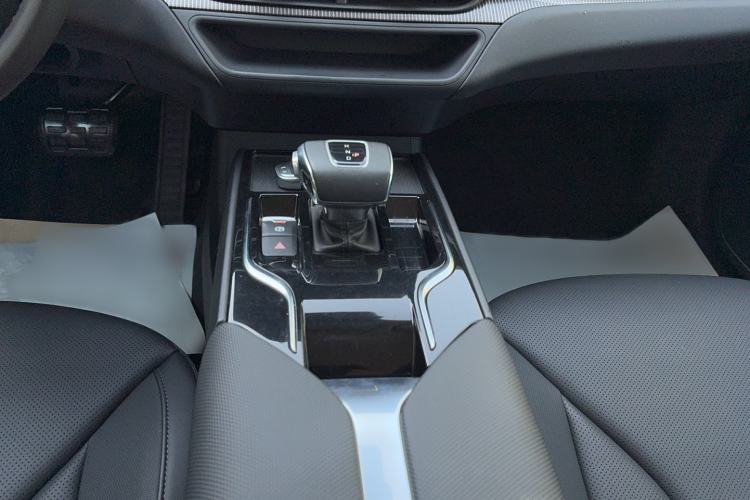 Used Hongqi E-QM5 2021 Charging Version Flagship Edition Gear Lever