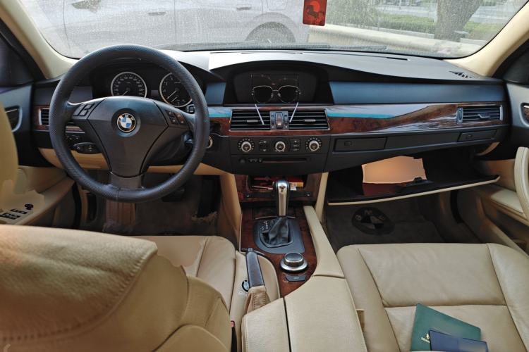 Used BMW 5 Series 2006 523Li Luxury Edition