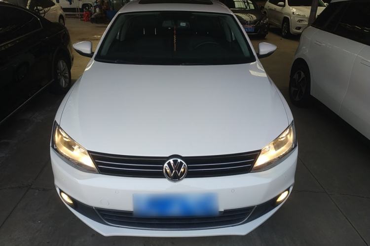 Used Volkswagen Sagitar 2014 Revised Version 1.4TSI Automatic Luxury Edition Front