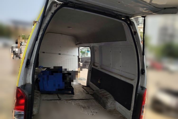 Used Foton Scenic G7 2020 2.4L Commercial Version Long Wheelbase High-Roof 2-Seat Van China VI Emission Standard 4K22D4M Trunk